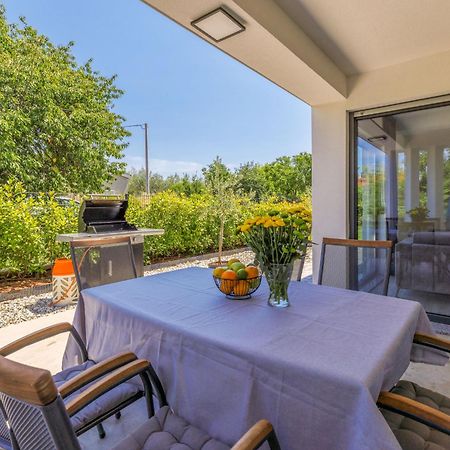 Holiday Home Villa Essea By Interhome Kanfanar Kültér fotó